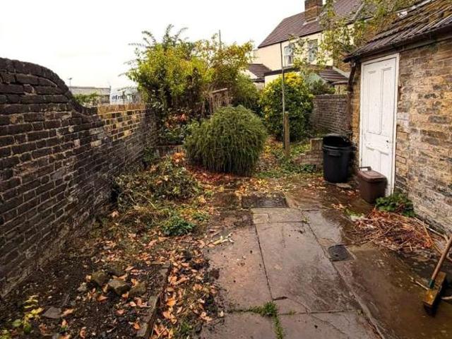 House for sale in Frindsbury, Medway