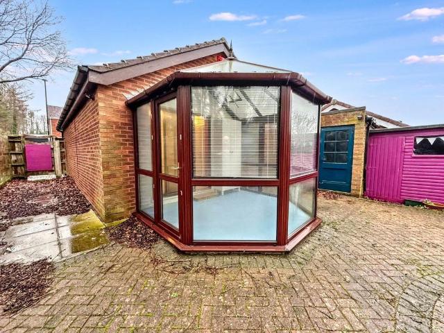 House for sale in Oxclose, Washington