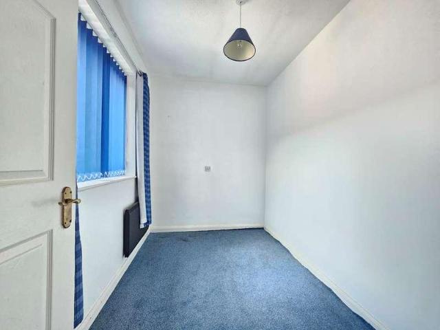 House for sale in Sudden, Burnedge