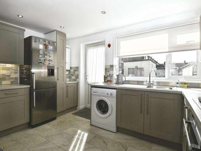 House for sale in Summergangs, Hull