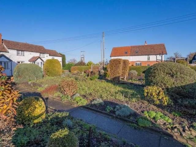 House for sale in Leigh, Forthampton