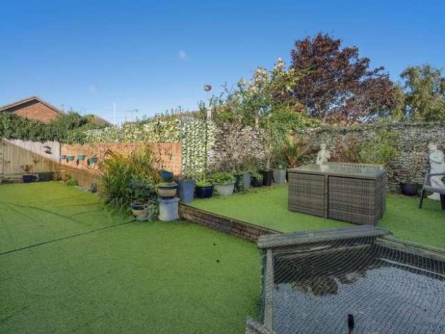 House for sale in Seasalter, Canterbury