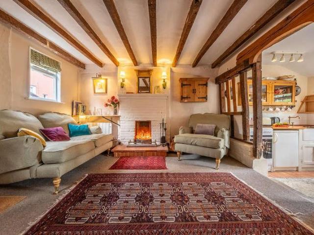 House for sale in Chelmondiston, Suffolk