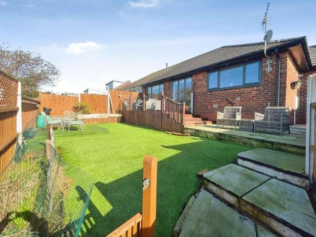 House for sale in Brandlesholme, Bury