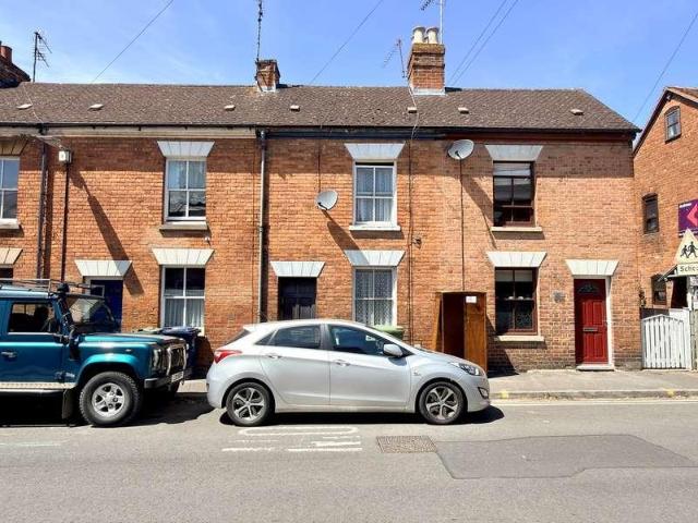 House for sale in Tewkesbury, Pamington