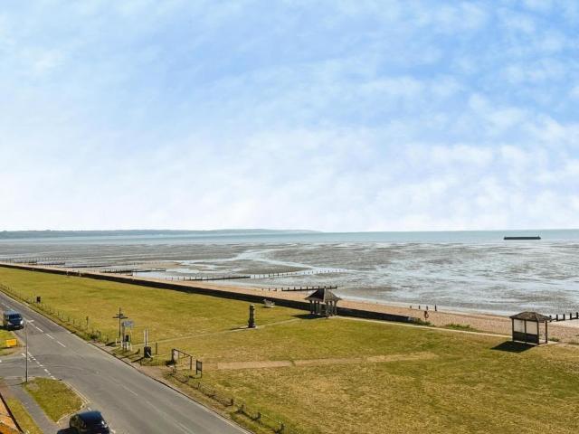 House for sale in Littlestone on Sea, Folkestone
