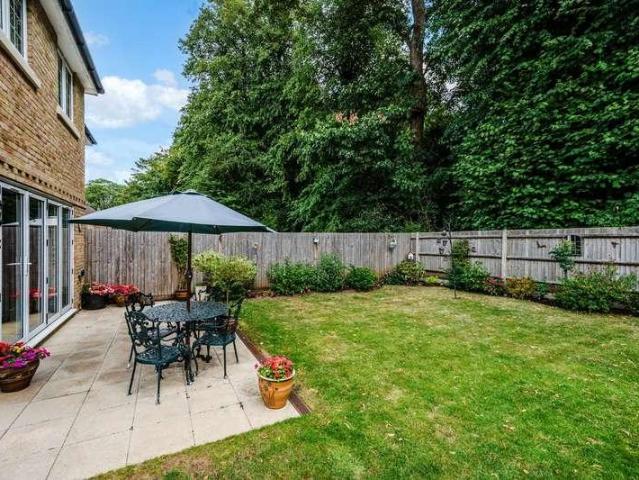 House for sale in Red Hill, Surrey