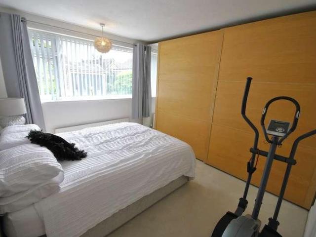 House for sale in Wheatley Hills, South Yorkshire