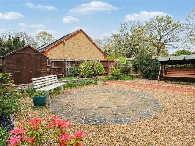 House for sale in Eaton Rise, East Bank