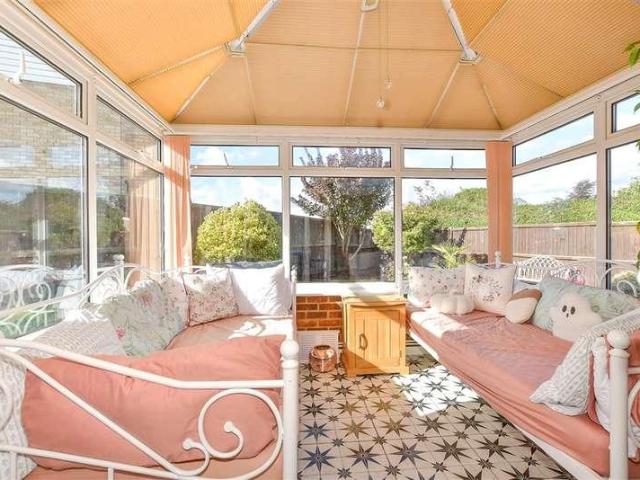 House for sale in Stuppington, Canterbury