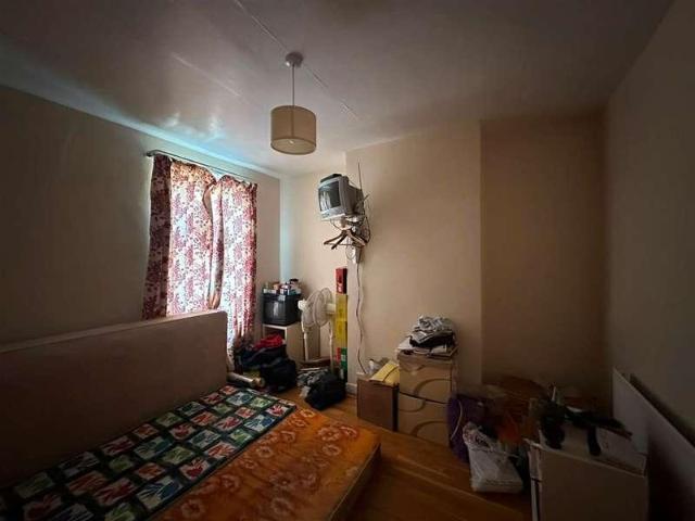 House for sale in Sheerness, Oad Street
