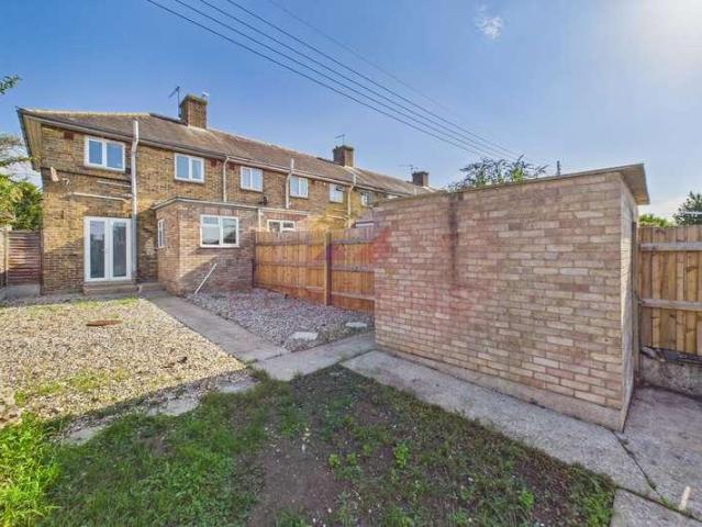 House for sale in Chipping Hill, Essex
