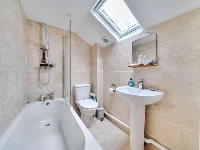 House for sale in Stroud