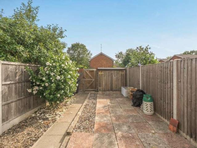 House for sale in Horsell, Woking