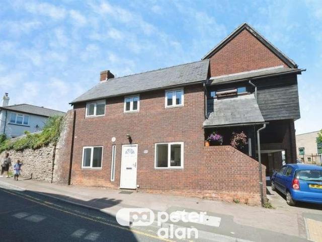 House for sale in Monmouth, Wales