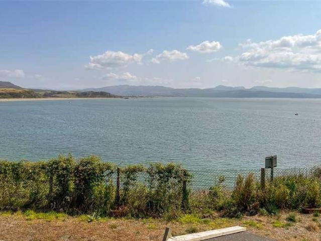 House for sale in Criccieth