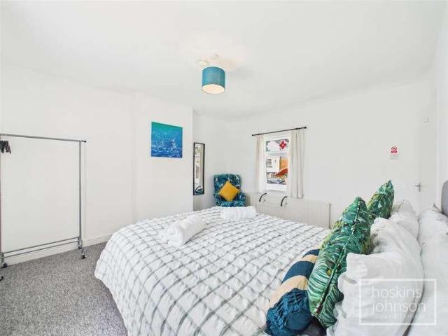 House for sale in Pontypridd, Wales