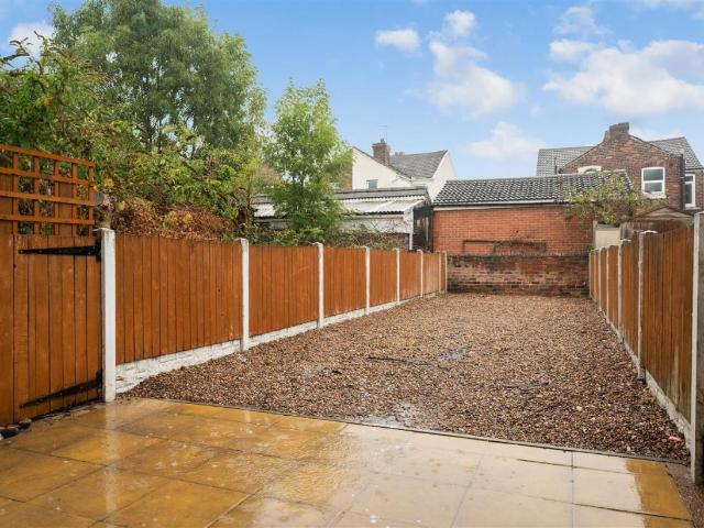 House for sale in Dalton, South Yorkshire