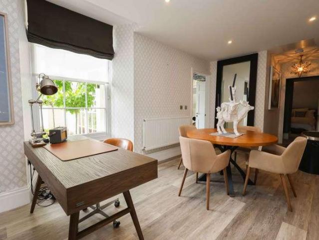 House for sale in Clevedon, North Somerset