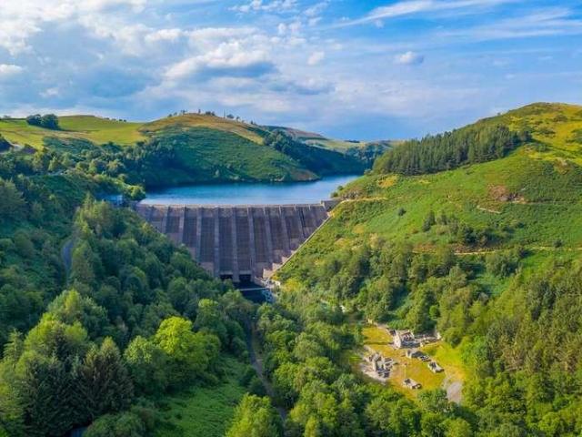 House for sale in Llanidloes, Wales