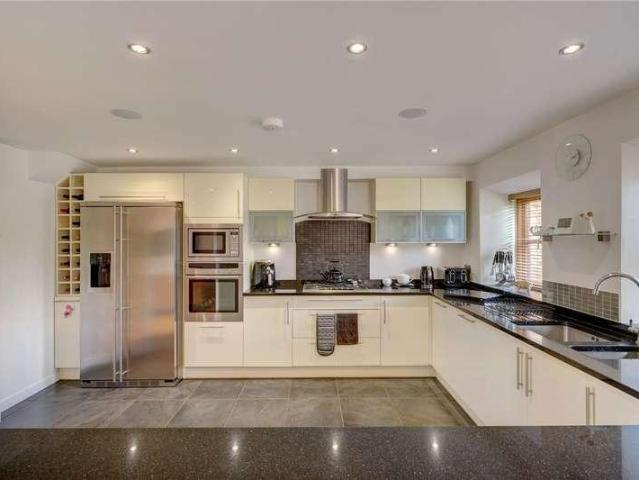 House for sale in Bromsgrove, Worcestershire