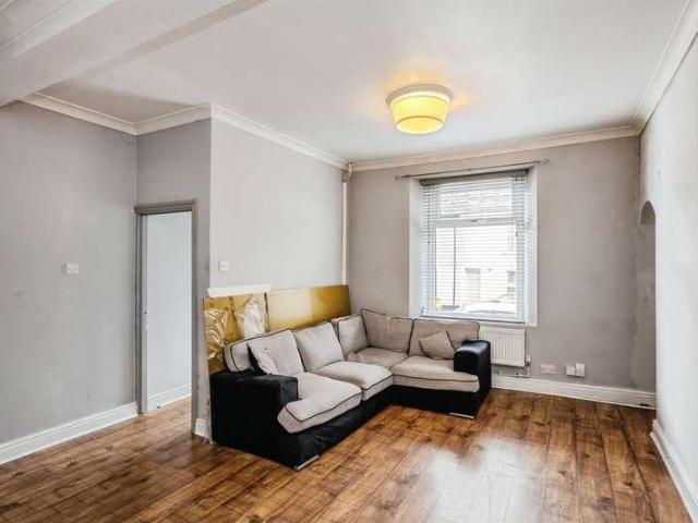 House for sale in Plasmarl, Nangreaves