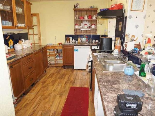 House for sale in Gorslas