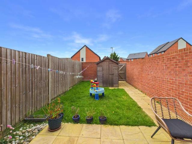 House for sale in Curbridge, Hampshire