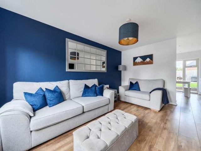 House for sale in Wheatpieces, Pamington