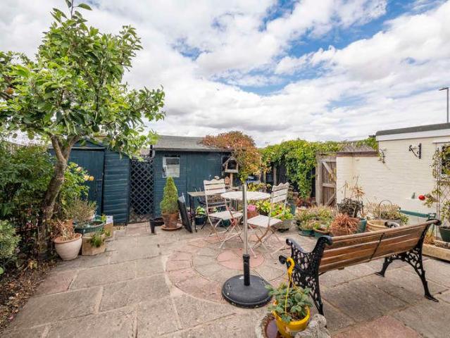 House for sale in Chelmondiston, Suffolk
