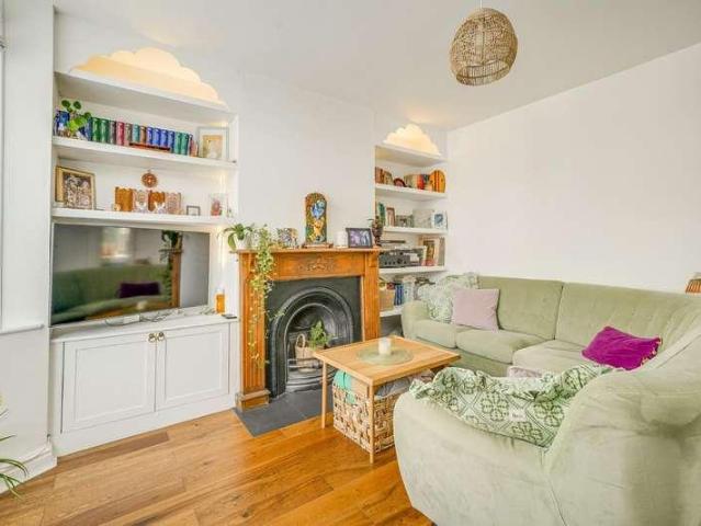 House for sale in Leighton-Linslade, Leighton Buzzard