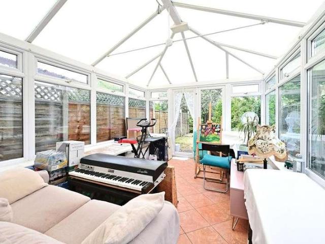 House for sale in Ashford Common, Lower Halliford