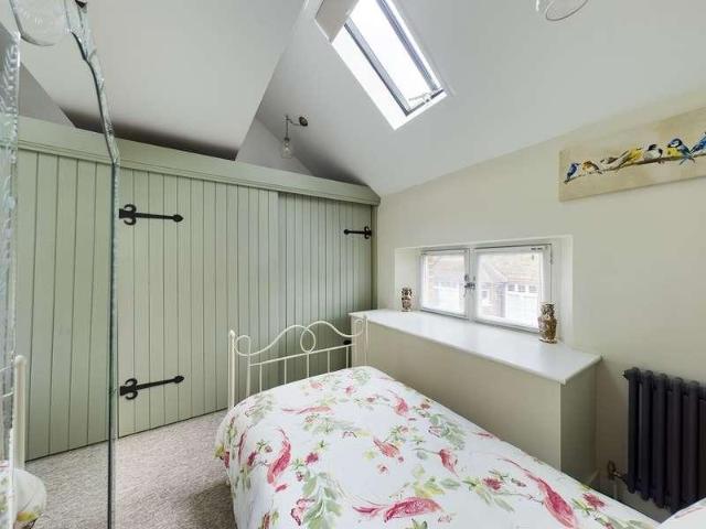 House for sale in Upton, Acol