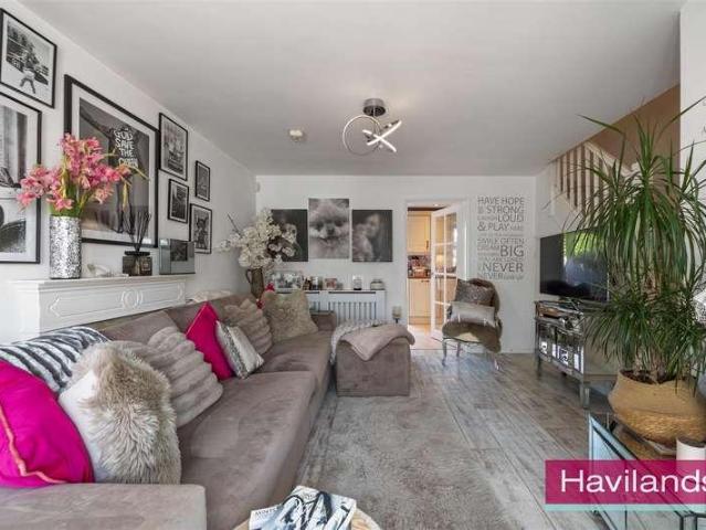 House for sale in Greater London