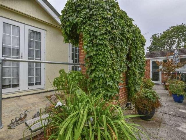 House for sale in College Town, Sandhurst