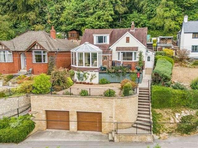 House for sale in Thrupp, School House