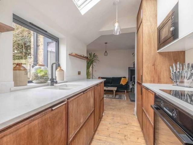 House for sale in Southlea, Datchet