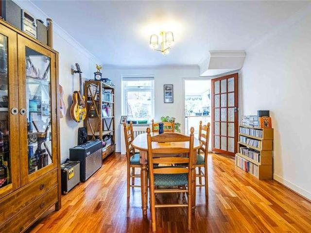 House for sale in Hammerfield, Pouchen End
