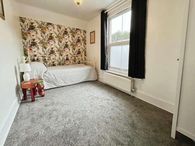 House for sale in Easton, Freshwater