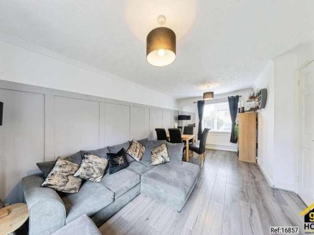 House for sale in Walnut Tree, Milton Keynes