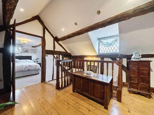 House for sale in Sandpits