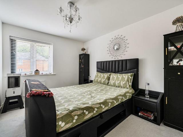 House for sale in Hounsome Fields, Priest Down