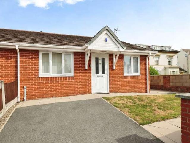 House for sale in Woodhey, New Ferry