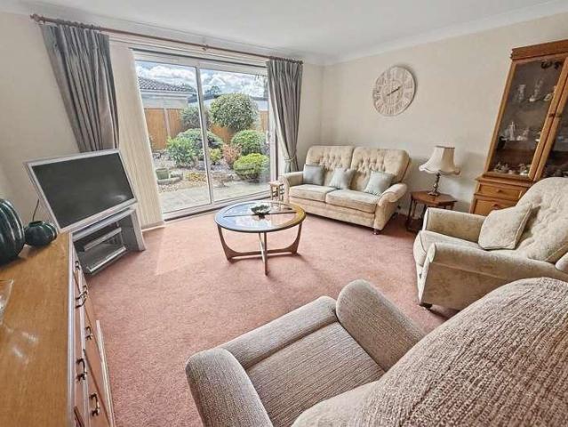 House for sale in Ferndown Town, Ameysford