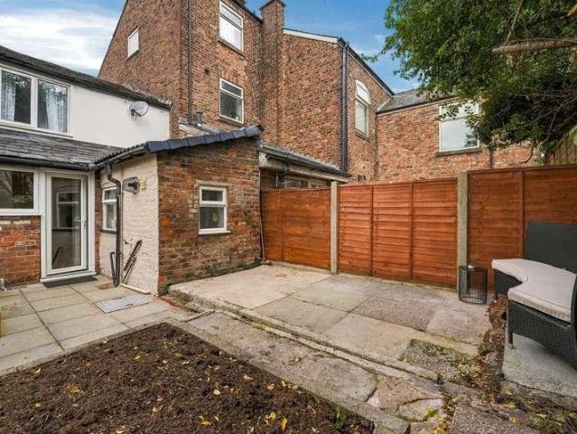 House for sale in Moss Rose, Macclesfield
