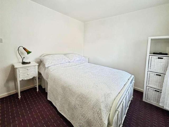 House for sale in Buttershaw, West Yorkshire