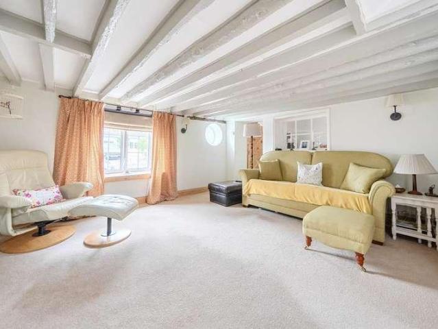 House for sale in Evershot, Oxfordshire