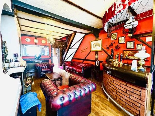House for sale in E13, London