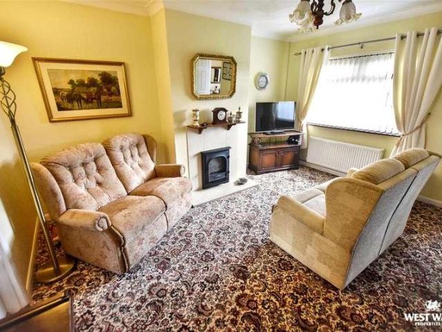 House for sale in Pembroke Dock, Wales