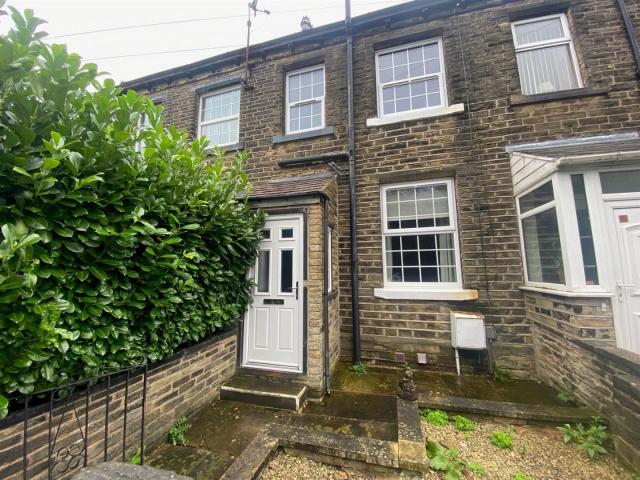 House for rent in Kirklees, Paddock